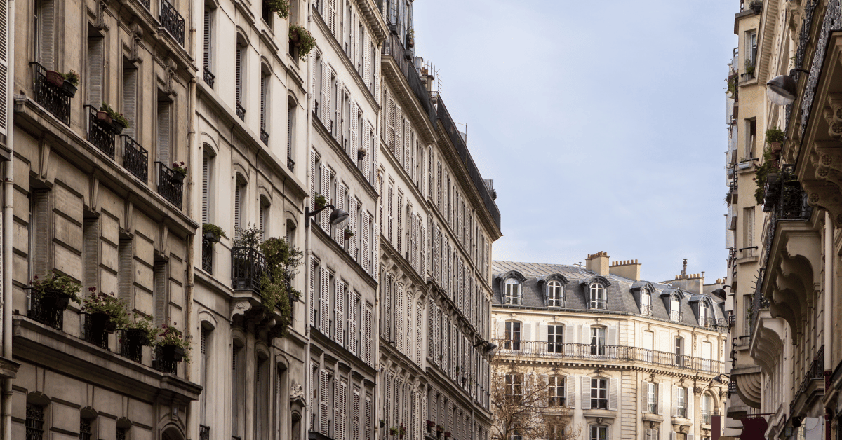 Façade haussmannienne parisienne