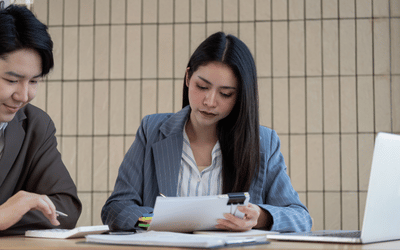 Voici comment lire et comprendre votre contrat d'assurance emprunteur sans vous perdre