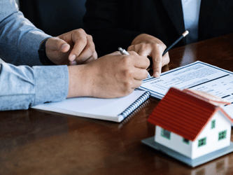 Malgré la hausse des taux, voici comment obtenir un crédit immobilier avantageux dès maintenant