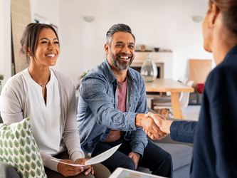 Les banques acceptent plus souvent de dépasser le taux d'endettement maximal, voici ce que ça change pour vous