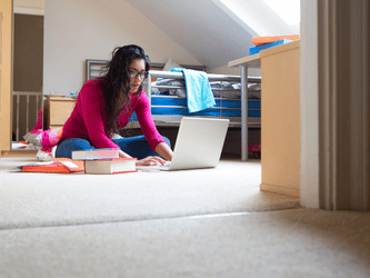 7 étudiants sur 10 stressés pour trouver un logement : ce que ça révèle sur le marché locatif