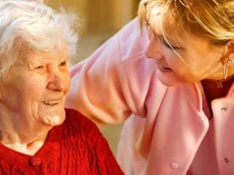 Les aides pour les personnes âgées